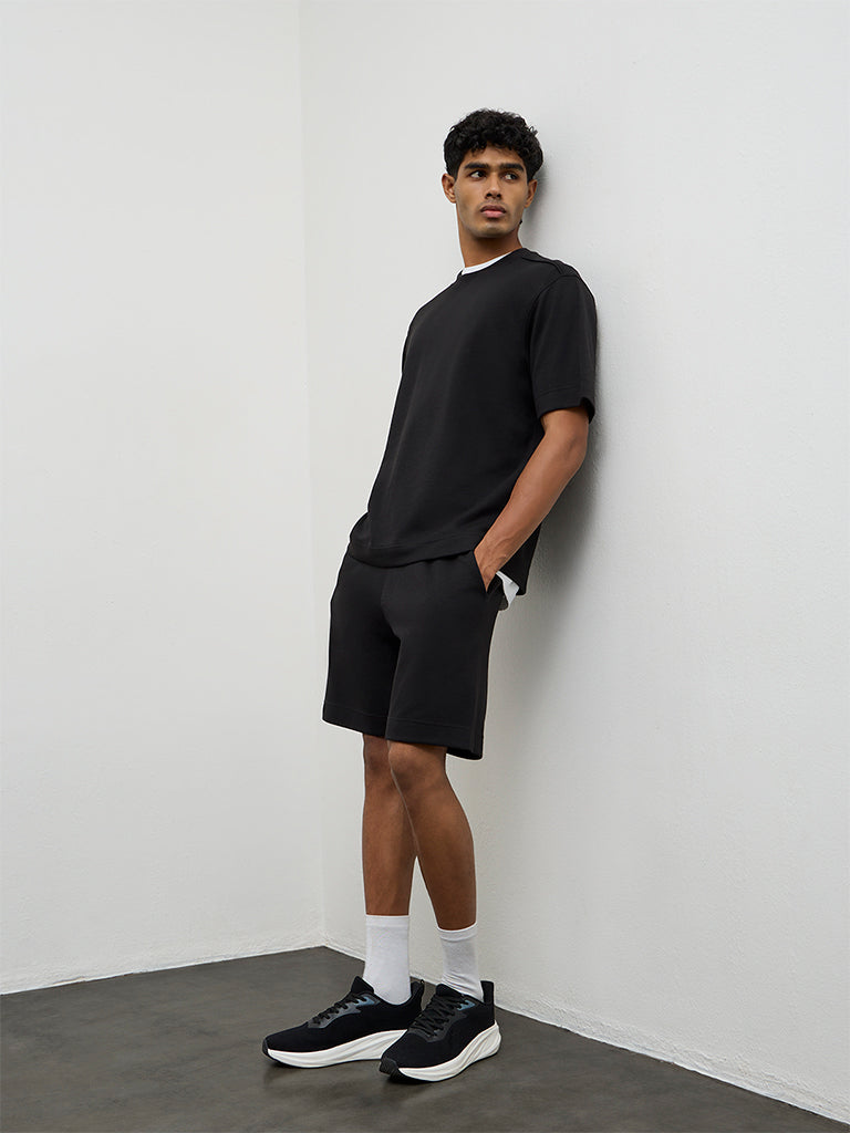 Nuoflexx Black Relaxed-Fit Cotton-Blend T-Shirt