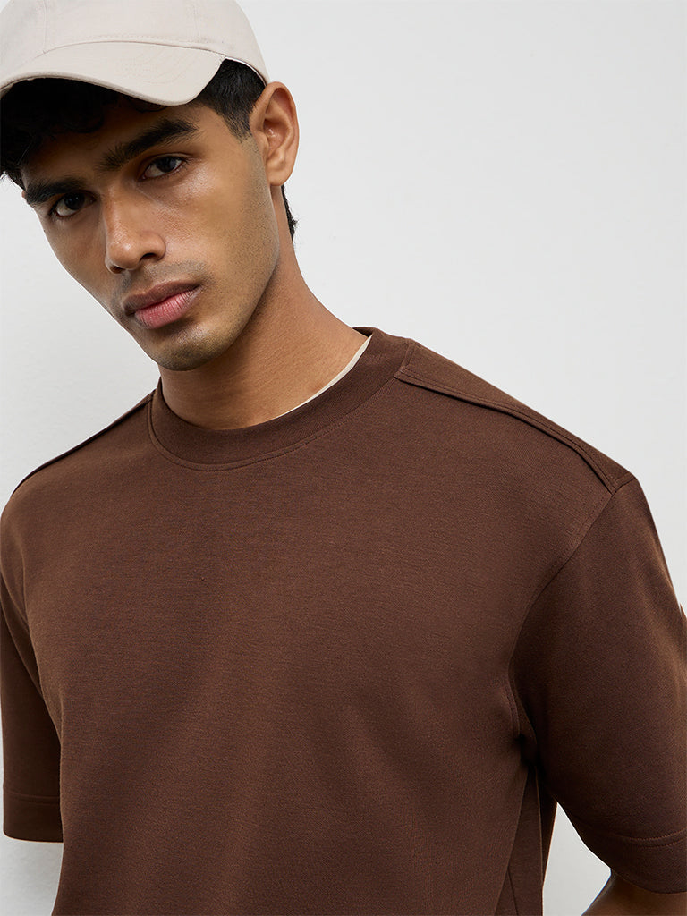 Nuoflexx Brown Relaxed-Fit T-Shirt