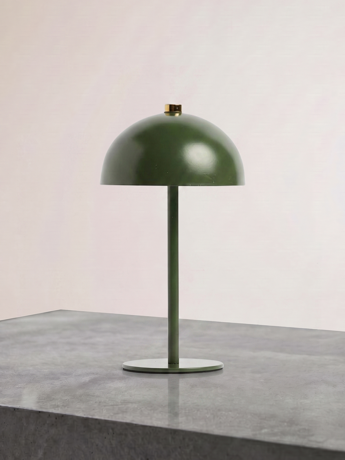 Westside Home Green Dome Metal USB Lamp