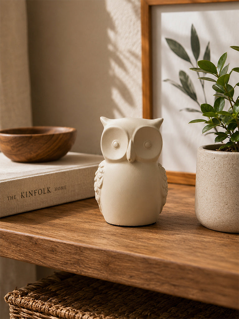 Westside Home Ivory Marble Mix Small Owl Decorative Object
