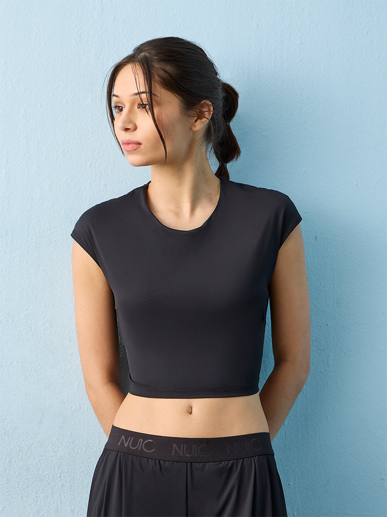 Nuoflexx Black Solid T-Shirt
