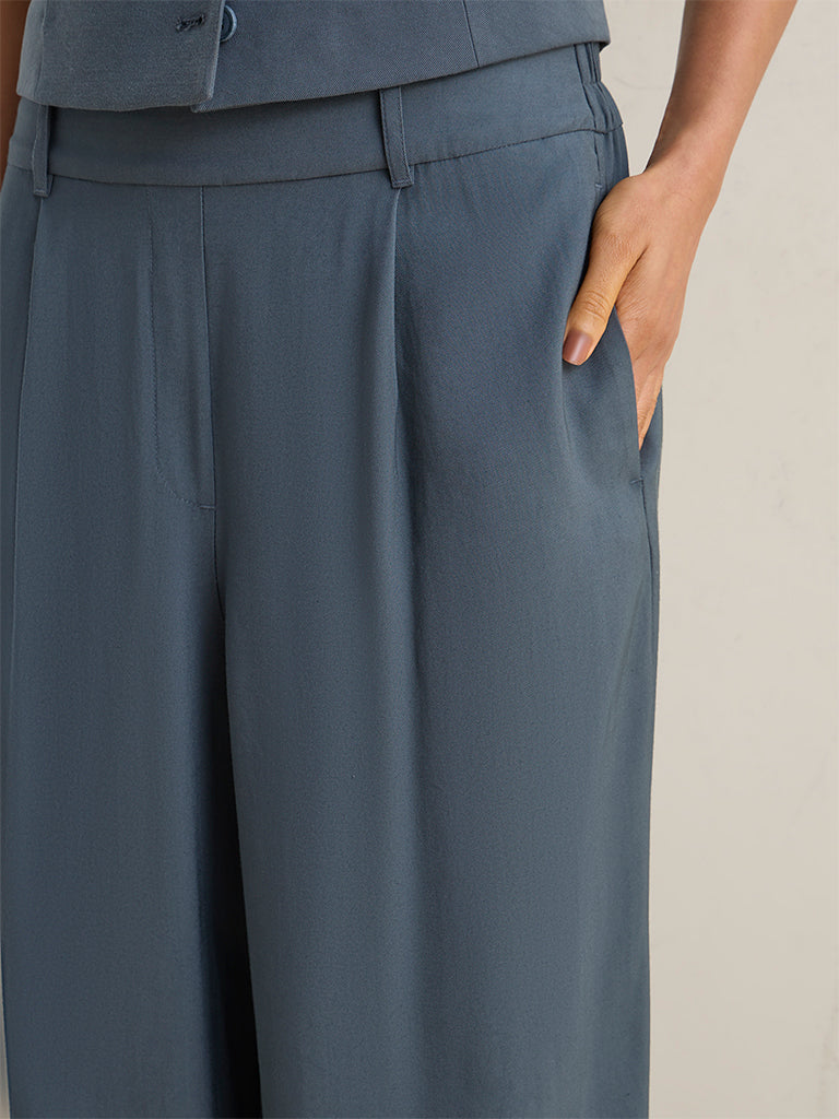 Wardrobe Grey Solid High-Rise Trousers