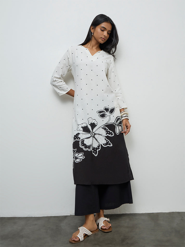 Utsa Off-White Floral Printed A-Line Kurta