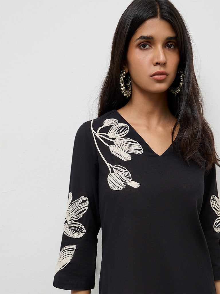 Utsa Black Floral Embroidered Cotton-Blend Kurta