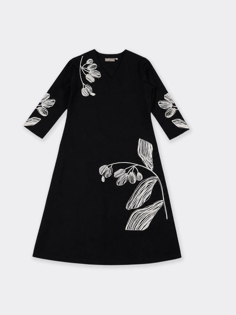 Utsa Black Floral Embroidered Cotton-Blend Kurta