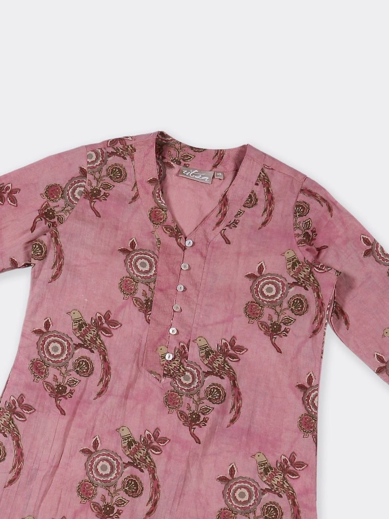 Utsa Light Pink Floral Printed Cotton Straight Kurta