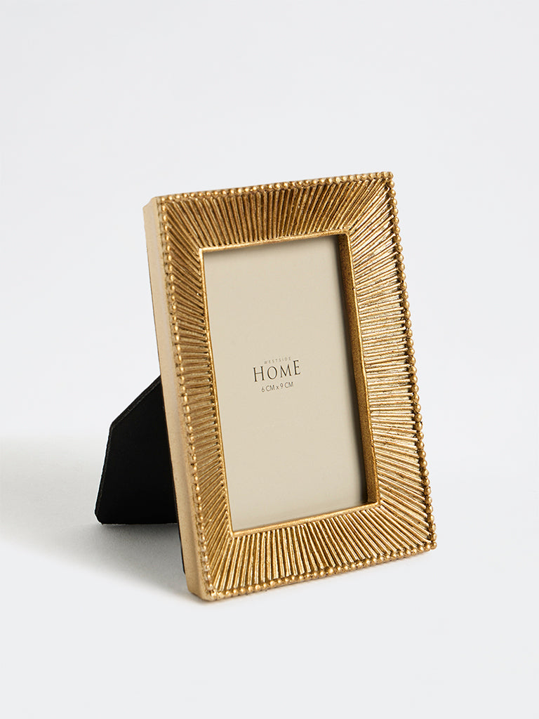 Westside Home Gold Textured Striped Photo Frame