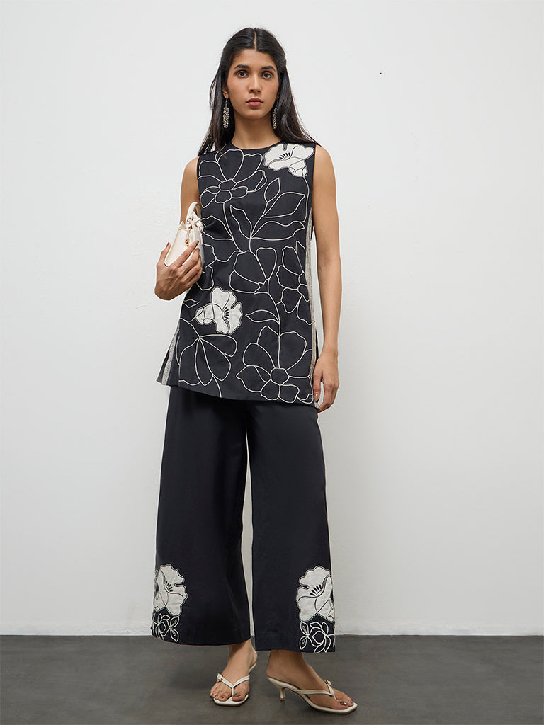 Utsa Black Floral Printed Cotton-Blend Pants
