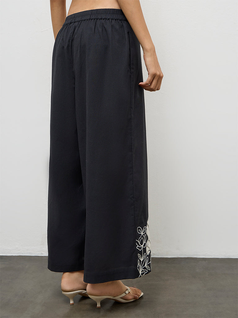 Utsa Black Floral Printed Cotton-Blend Pants