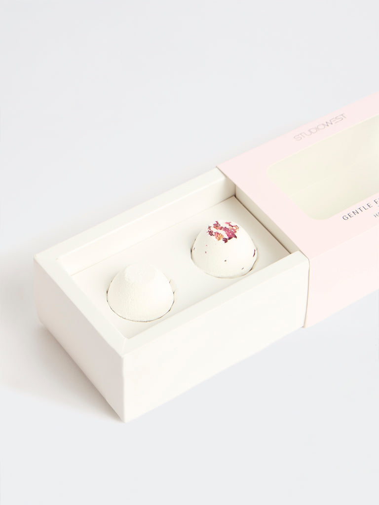 Studiowest Gentle Folk Body Haven Tea-Tree and Rose Hand & Foot Bomb Set