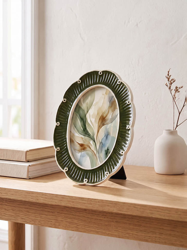 Westside Home Green Ceramic Ribbed Photoframe