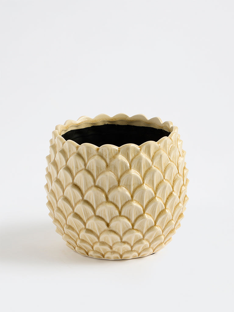 Westside Home Ivory Petal Design Ceramic Pot
