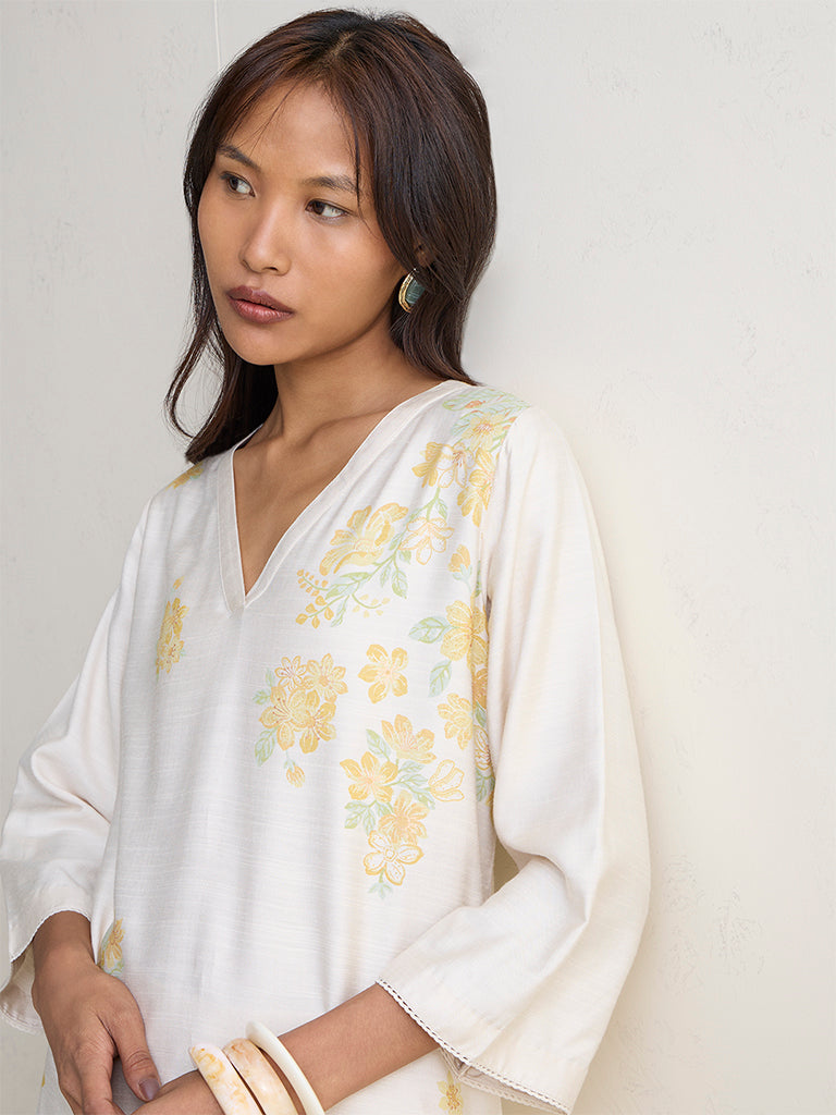 Zuba Ivory Floral Design Silk Blend A-Line Kurta