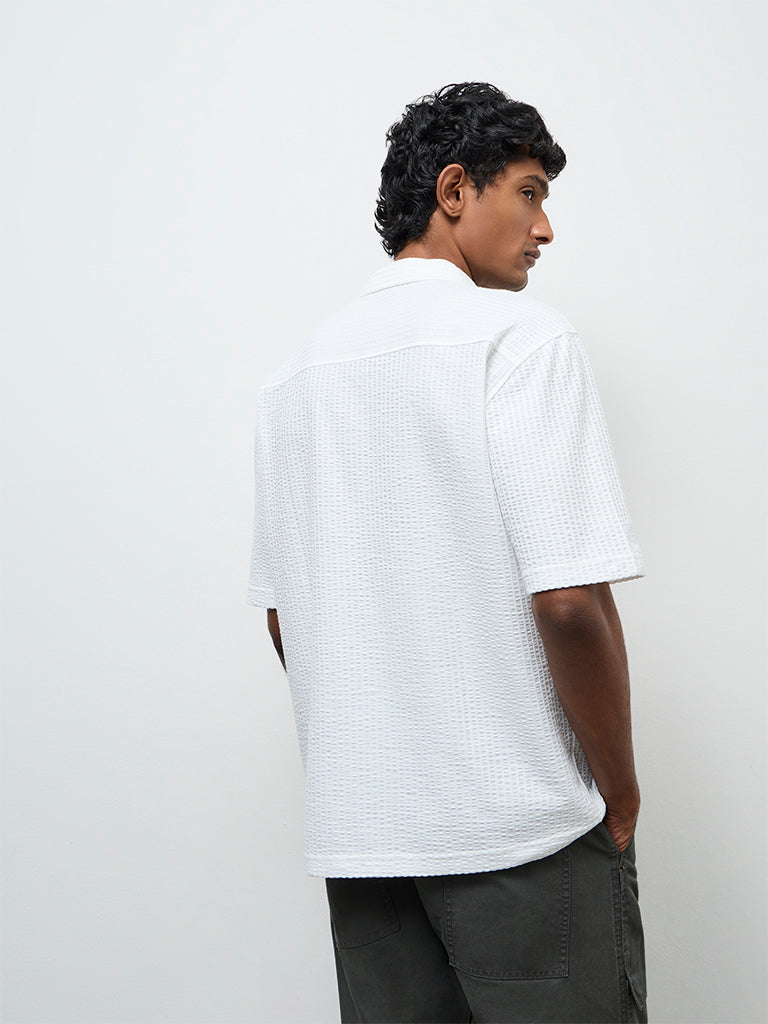 WES Casuals White Textured Relaxed Fit Cotton-Blend Shirt