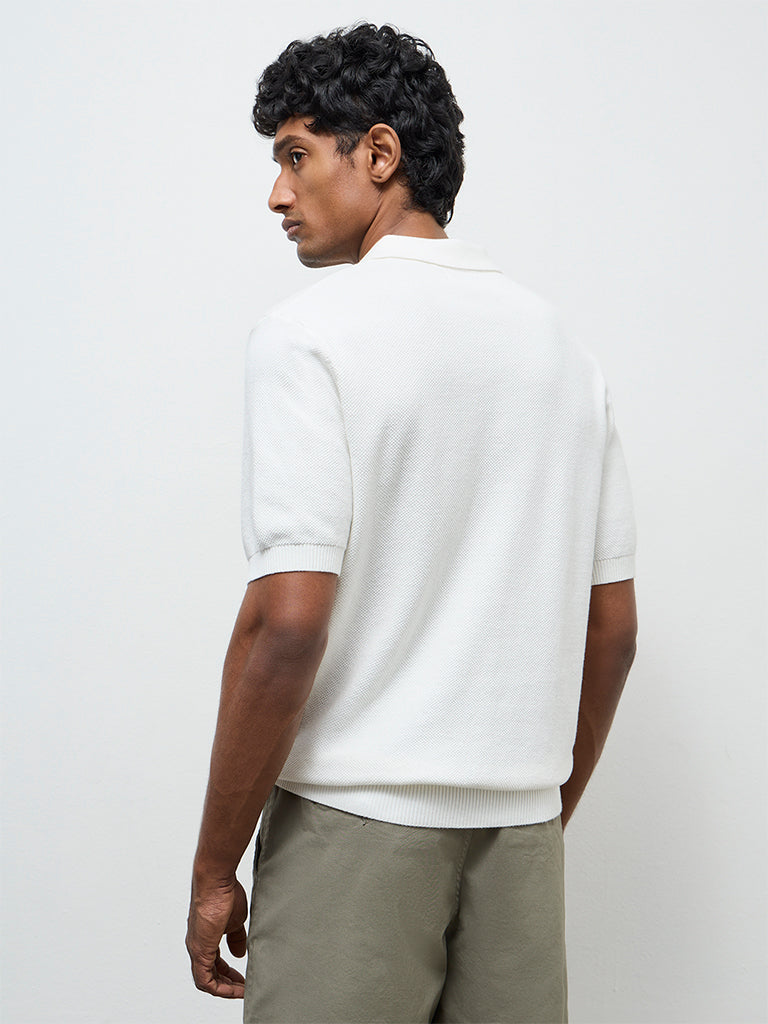 WES Casuals Off-White Solid Relaxed-Fit T-Shirt
