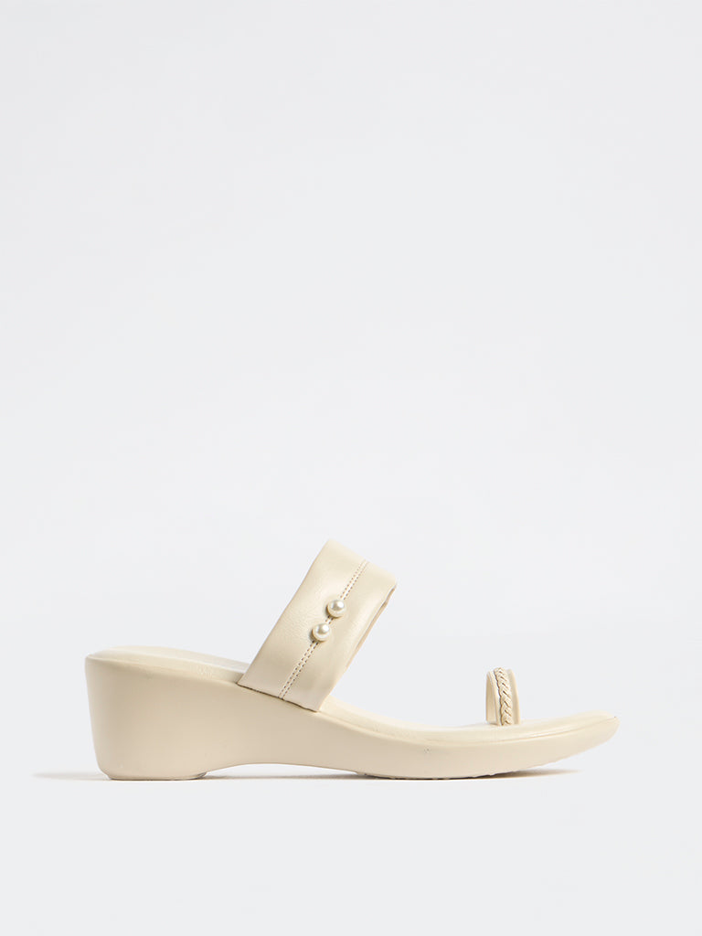 LUNA BLU Ivory Pearl-Detail Wedge-Heel Sandals