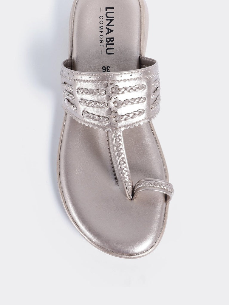 LUNA BLU Rose Gold Metallic Kolhapuri Sandals