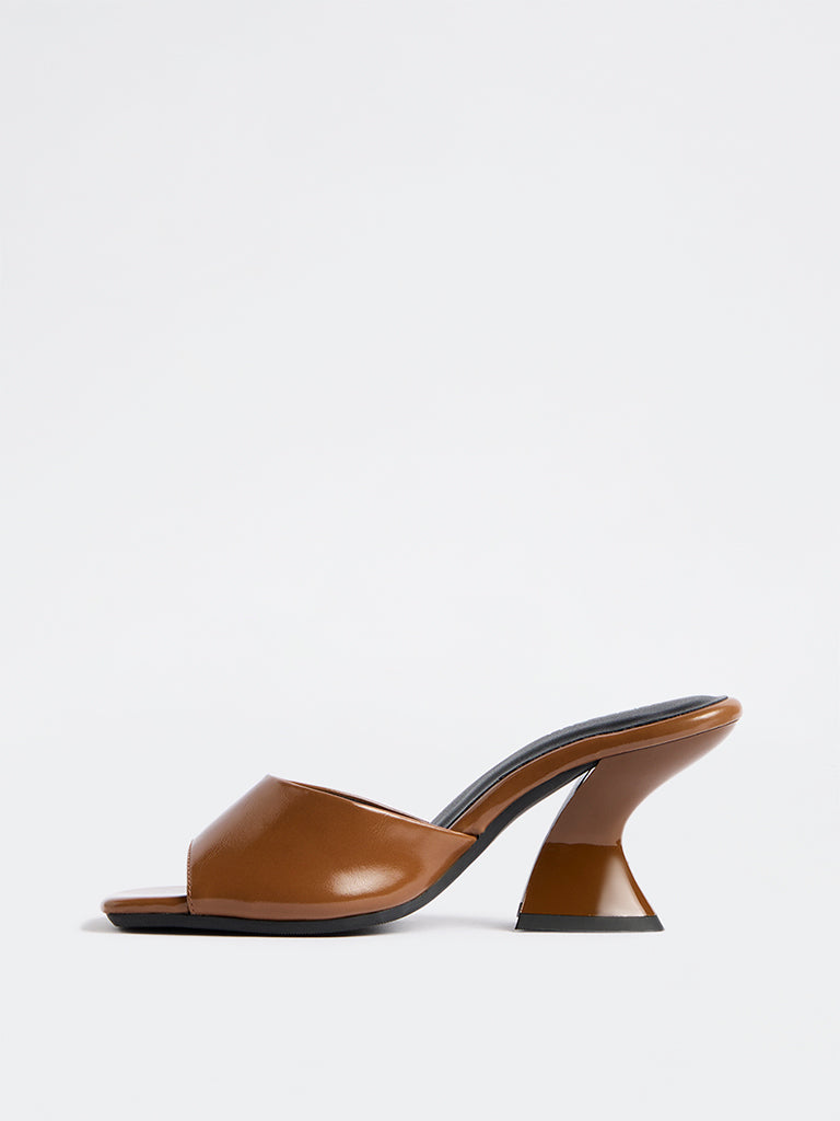 LUNA BLU Tan Spool Heel Sandals