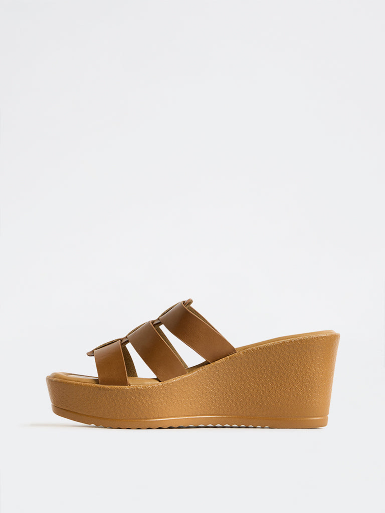 LUNA BLU Tan Multi-Strap Wedge Sandals
