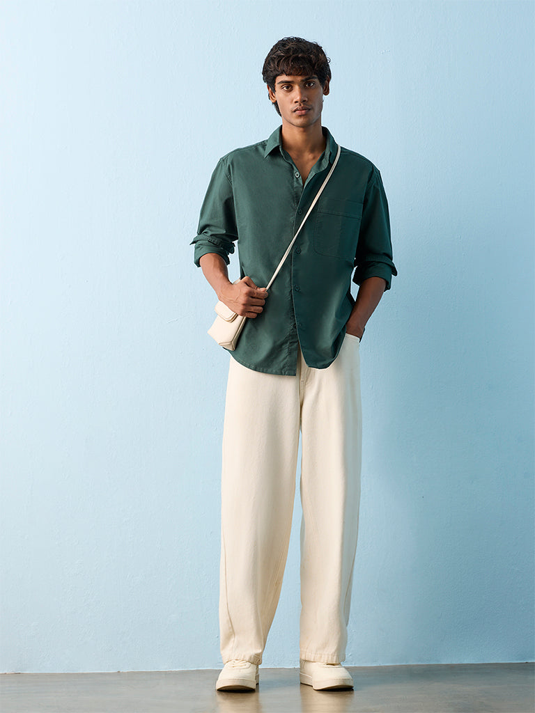 Nuon Green Solid Relaxed-Fit Cotton Shirt