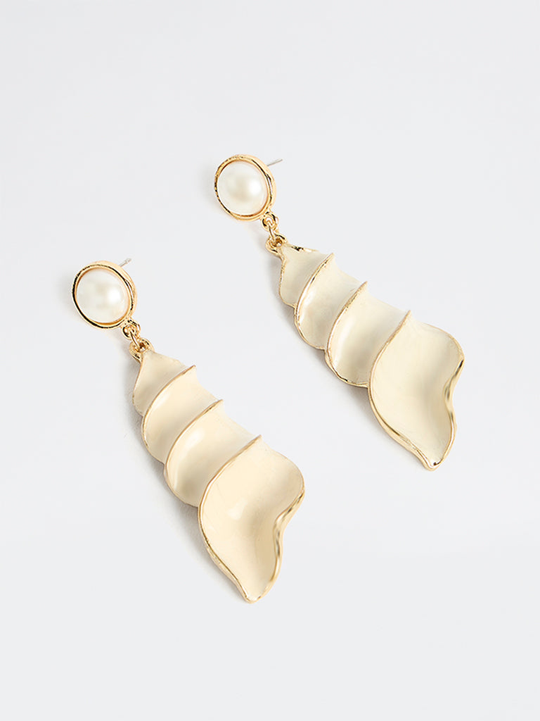 Westside Accessories Write Sea-Shell-Inspired Dangler Earrings