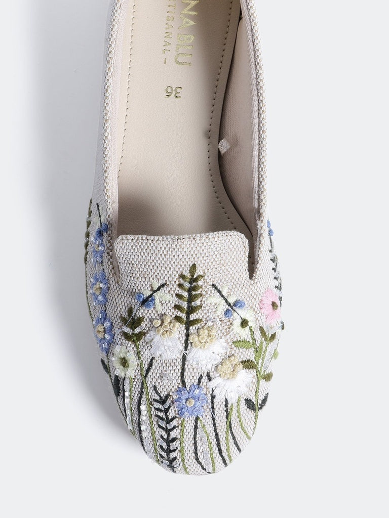 LUNA BLU Beige Floral Embroidered Flat Loafers