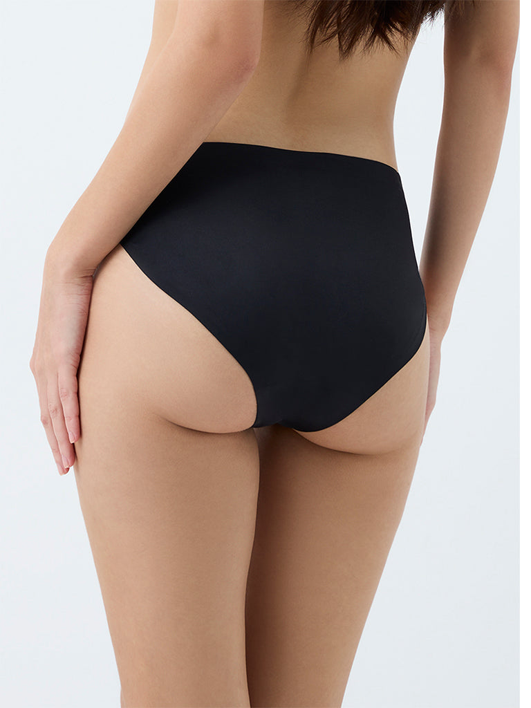 Wunderlove Black Invisible Hi-Leg Briefs