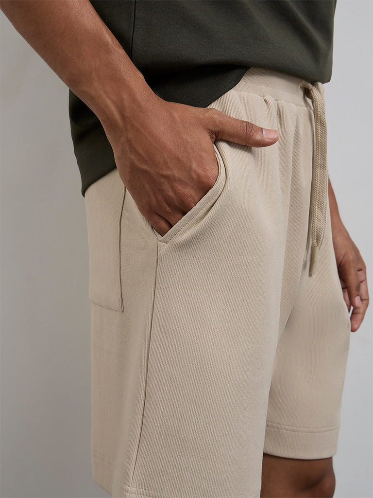 Nuoflexx Beige Relaxed-Fit Mid-Rise Cotton-Blend Shorts