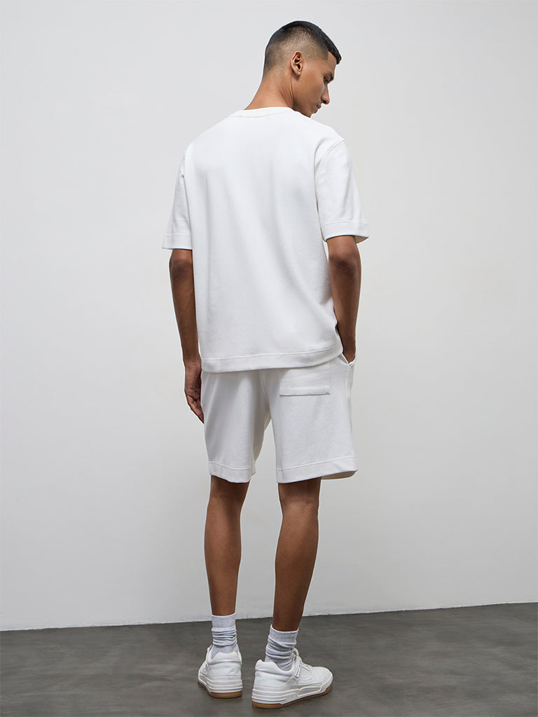 Nuoflexx White Ribbed-Textured Relaxed-Fit Mid-Rise Shorts
