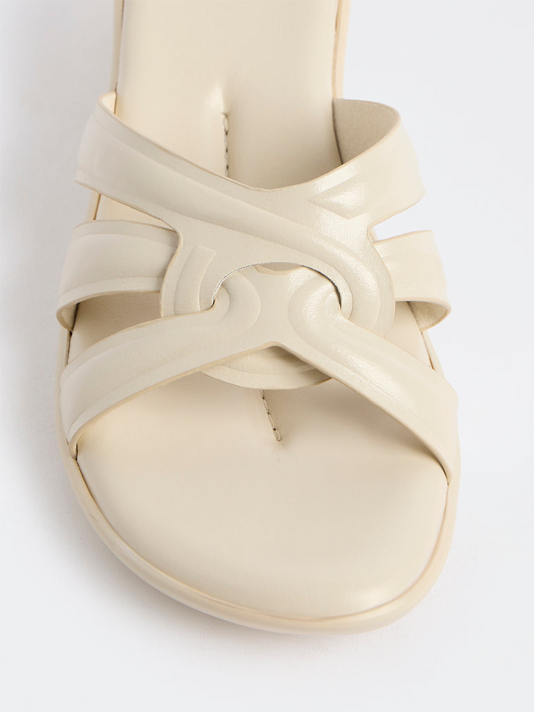 LUNA BLU Ivory Multi-Strap Comfort Sandals