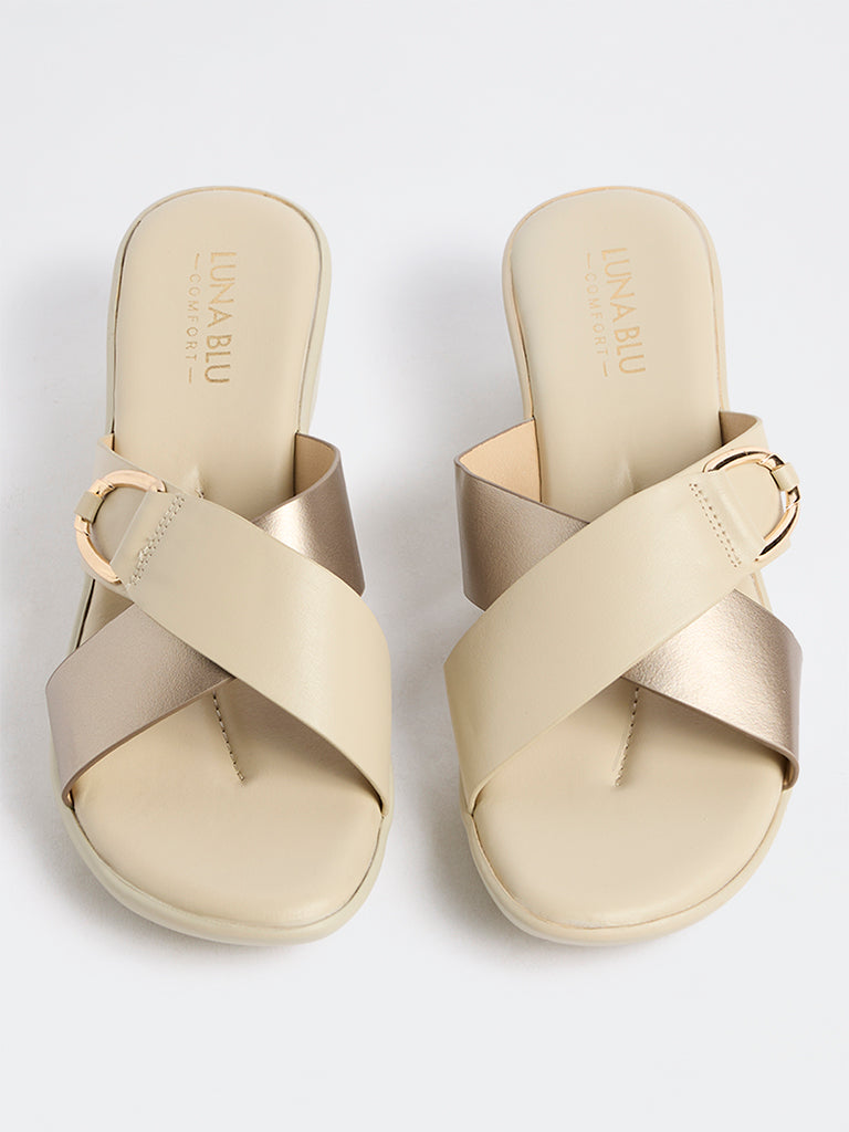 LUNA BLU Ivory Criss-Cross Strap Comfort Sandals