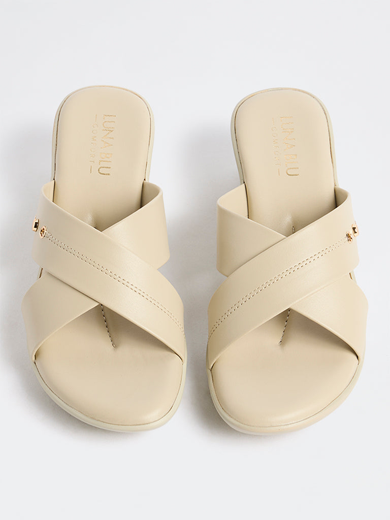LUNA BLU Ivory Criss-Cross Strap Comfort Sandals