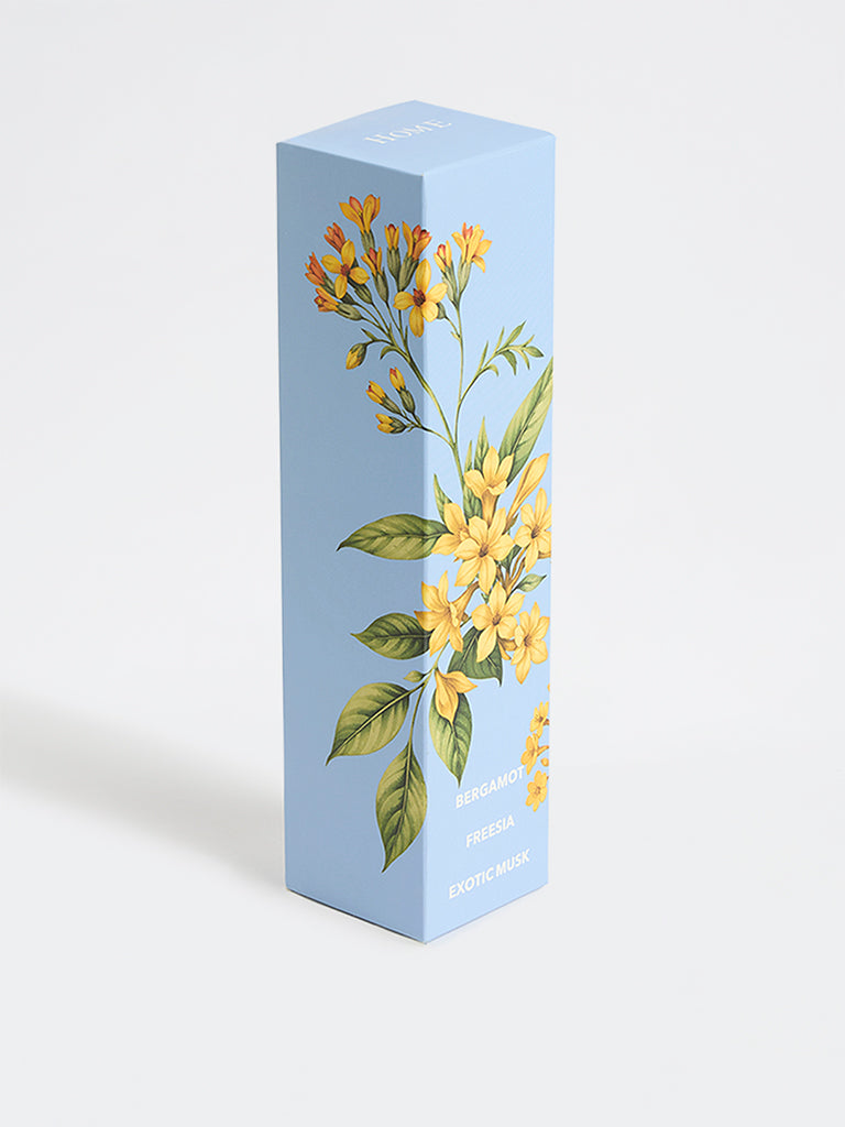 Westside Home Blue Bergamot, Freesia and Exotic Musk Fragrance Diffuser with Five Reed Sticks