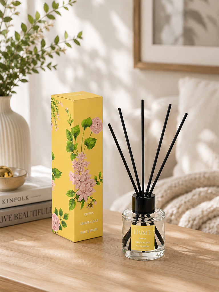 Westside Home Yellow Citrus, Green Algae and White Musk Fragrance Diffuser with Five Reed Sticks