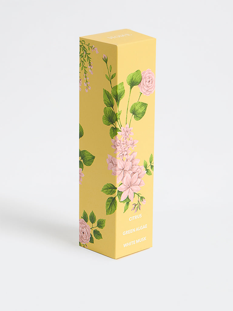 Westside Home Yellow Citrus, Green Algae and White Musk Fragrance Diffuser with Five Reed Sticks