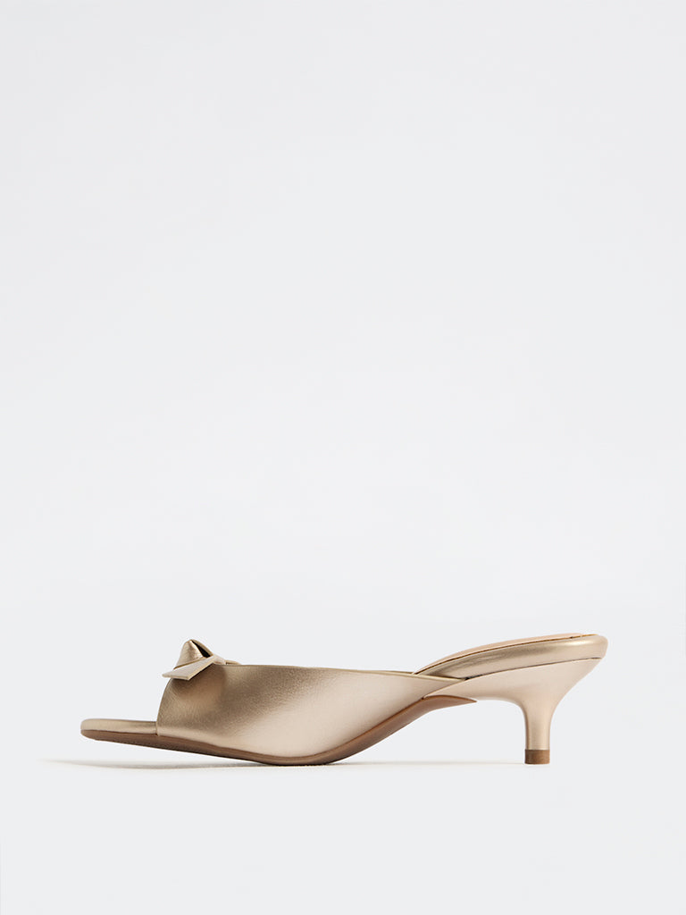 LUNA BLU Champagne Kitten-Heel Sandals