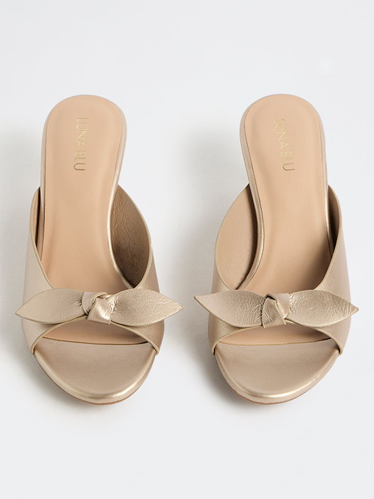LUNA BLU Champagne Kitten-Heel Sandals