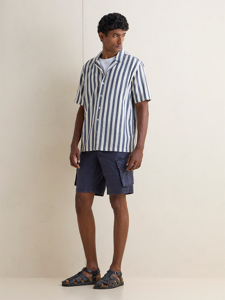 WES Casuals Navy Relaxed-Fit Mid-Rise Cotton Cargo Shorts