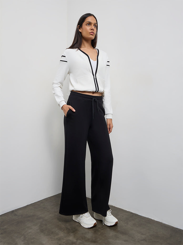 Nuoflexx Off-White Contrast-Detailed Jacket