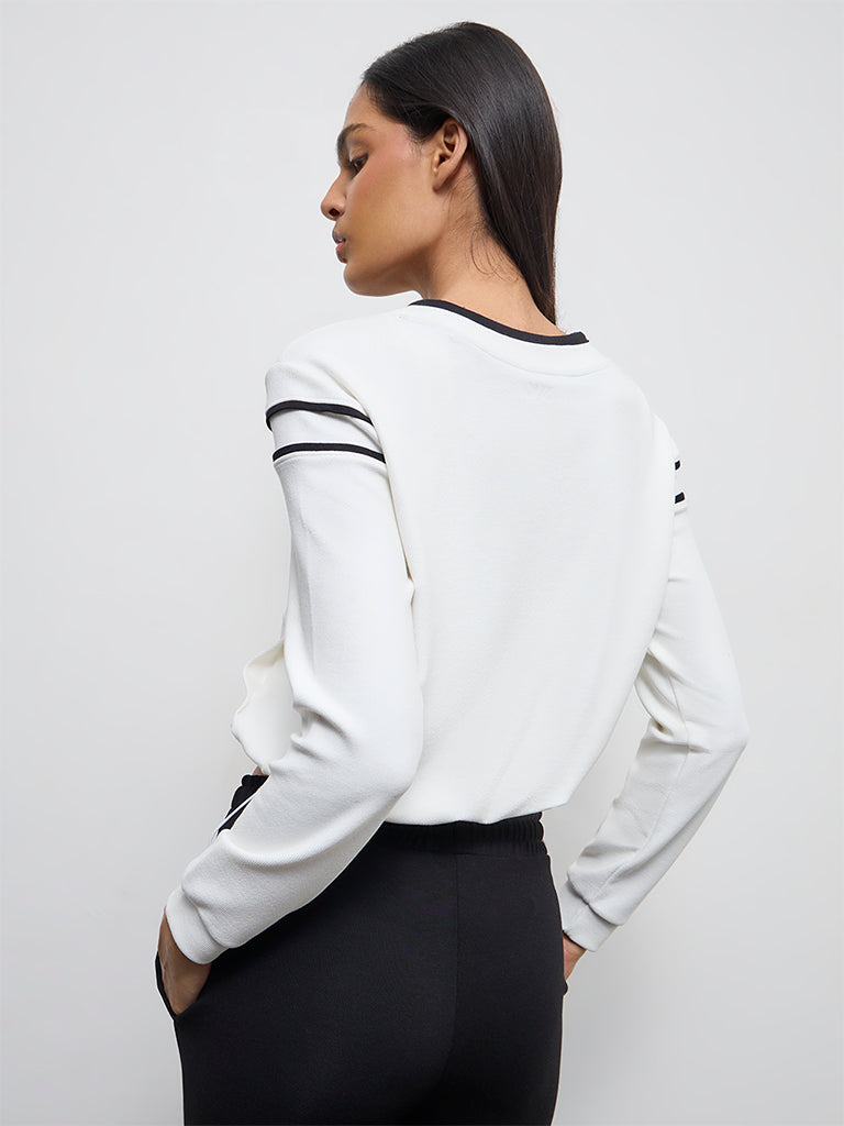 Nuoflexx Off-White Contrast-Detailed Jacket
