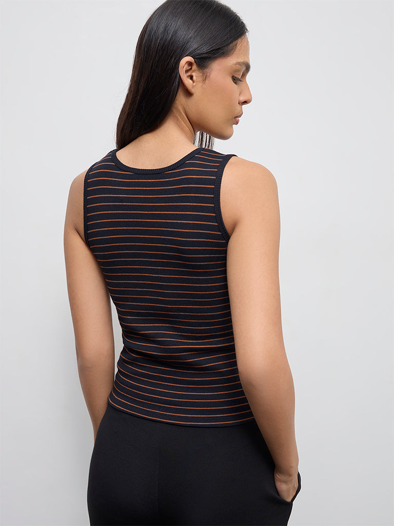 Nuoflexx Black Striped Cotton-Blend T-Shirt
