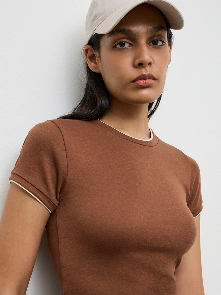 Nuoflexx Brown Solid T-Shirt