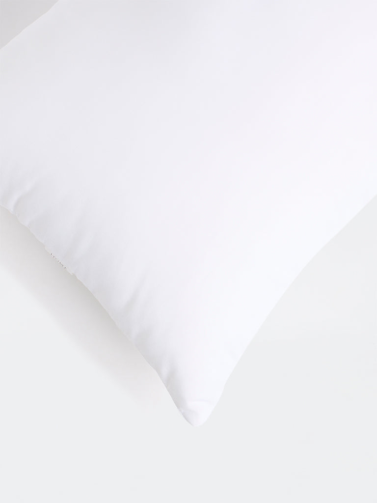 Westside Home White Solid Cushion Filler