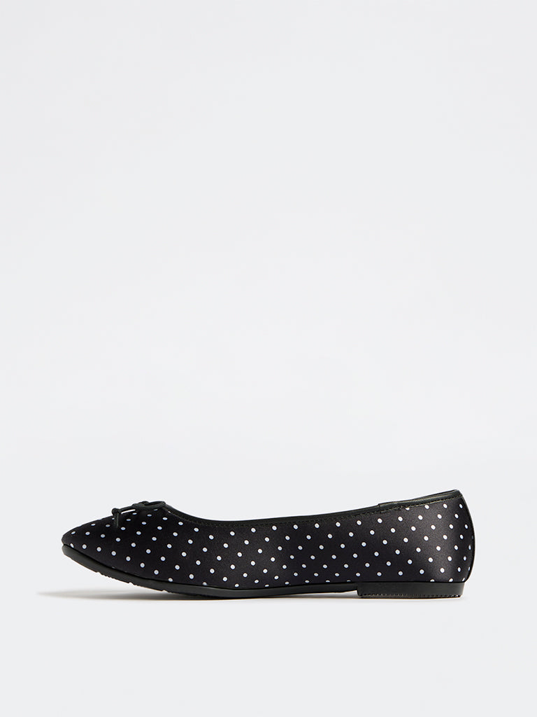 LUNA BLU Black Ballerinas