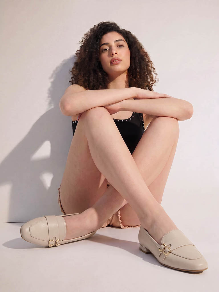 LUNA BLU Ivory Buckle-Detail Loafers