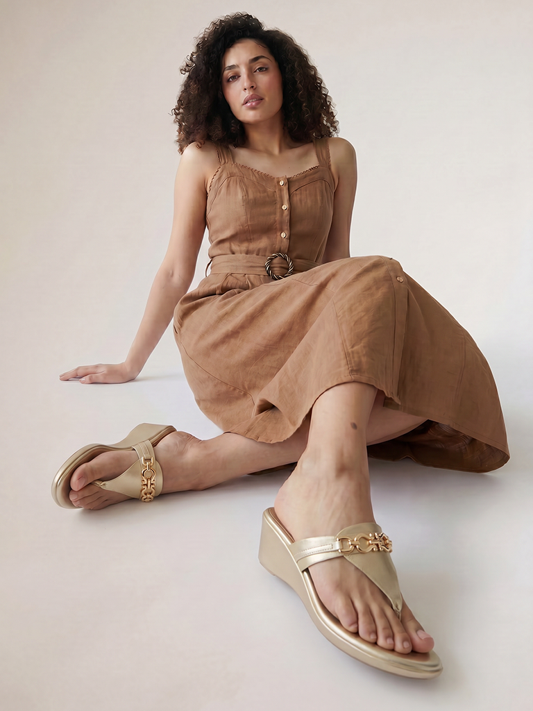 LUNA BLU Light Gold Thong-Strap Wedge Sandals