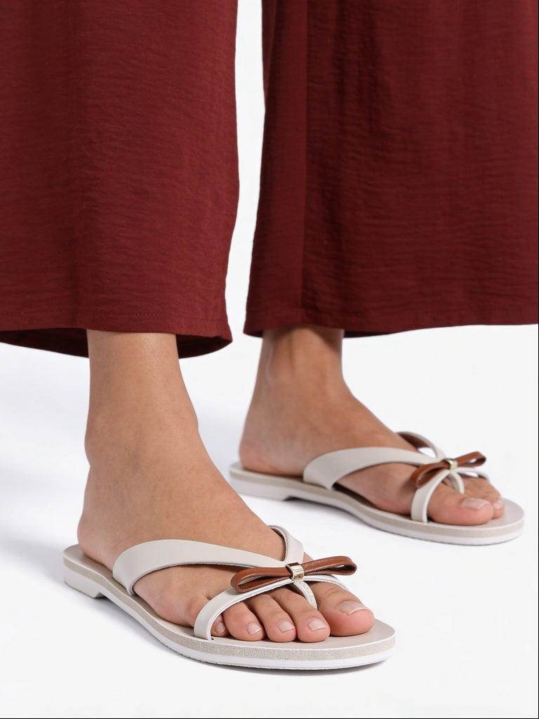 LUNA BLU Ivory Mini Bow Detail Sandals