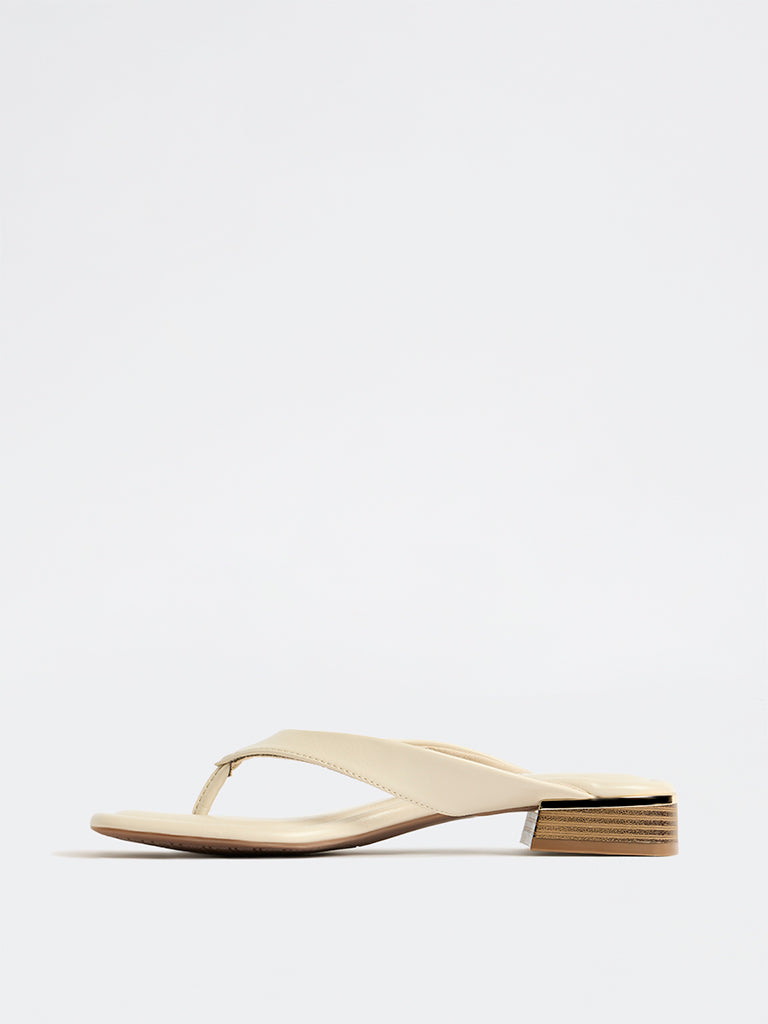 LUNA BLU Ivory Thong-Strap Sandals