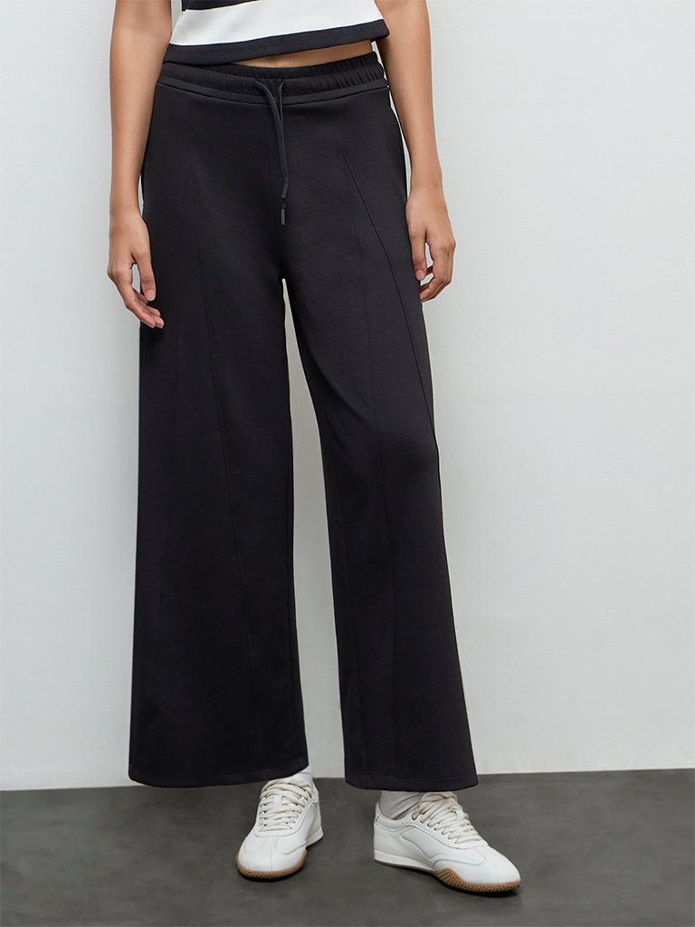 Nuoflexx Black High-Rise Pants