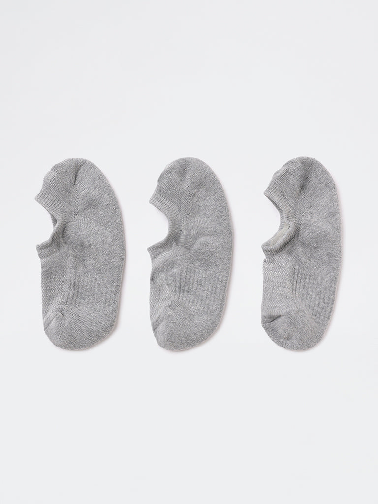 WES Lounge Grey Solid Cotton-Blend No Show Socks - Pack of 3